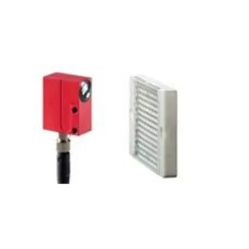 Product sensor with reflector