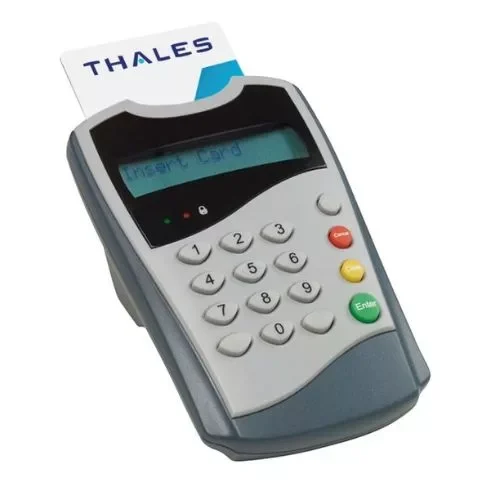 Gemalto Thales IDBridge CT700 health card reader with chip