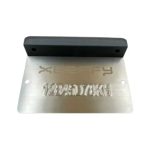 Tag RFID Xplate Stainless steel M750 ETSI XERAFY X8002-EU100-M750